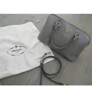 Pre-Loved Grey Prada Promenade Saffiano